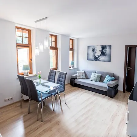 41 W Willi Józefina, Parking W Cenie! Mbnoclegi